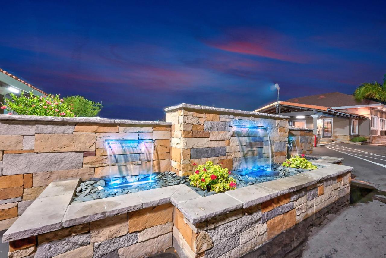 Traveler'S Inn Williams, Ca Modern Renovated Hotel 外观 照片